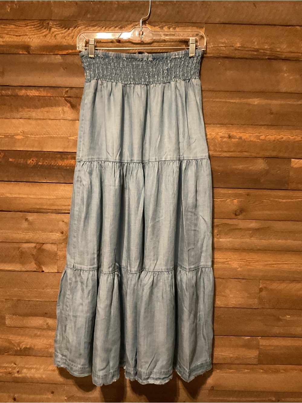 Velvet Heart Light Wash Chambray Smocked Waist Maxi Skirt Women’s Small - Picture 2 of 2
